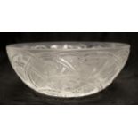 Lalique France 'Pinsons' (Finch) crystal bowl