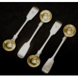 Set four Victorian sterling silver salt spoons