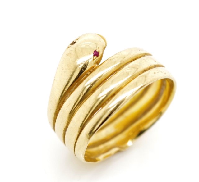 18ct yellow gold snake ring