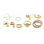 Yellow gold jewellery for parts or restoration
