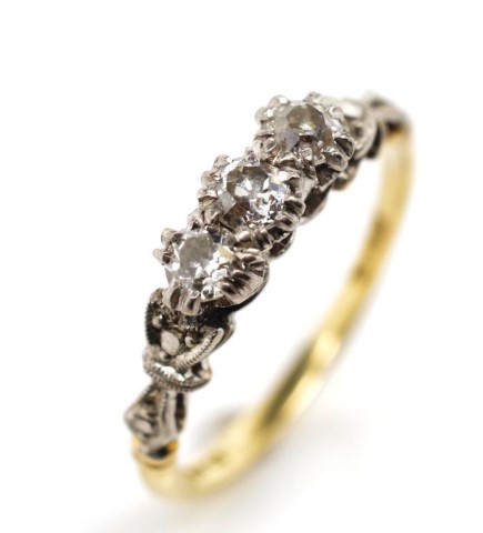 Antique diamond set platinum and 18ct gold ring - Image 2 of 4