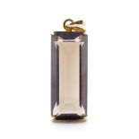 Smoky quartz set 14ct yellow gold pendant