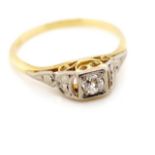 Art Deco 18ct yellow gold and diamond set ring