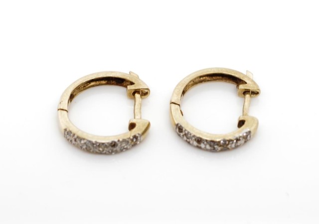 9ct yellow gold and diamond sleeper hoop earrings - Image 3 of 6