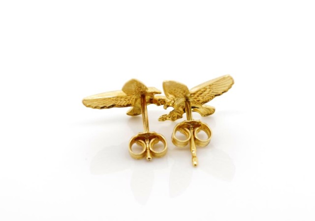 18ct yellow gold "eagle" stud earrings - Image 3 of 4