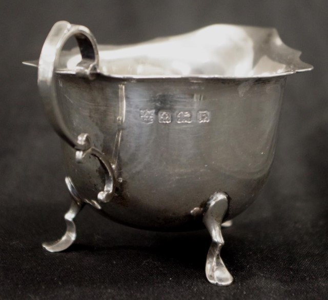 George V sterling silver cream jug - Image 4 of 4