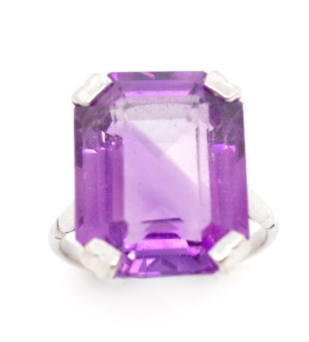 Amethyst and 9ct white gold cocktail ring - Image 3 of 8