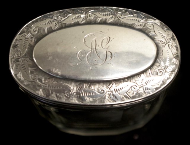 Victorian sterling silver lidded toilet jar - Image 3 of 4