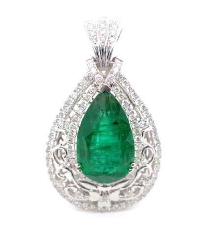 13.56ct Emerald and diamond pendant