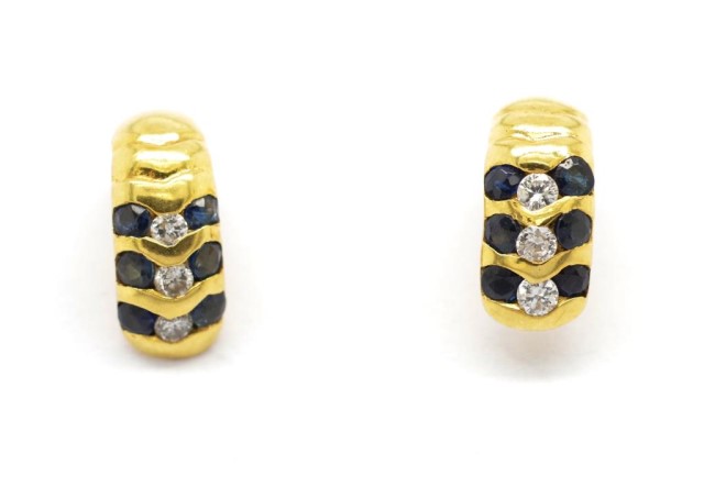 Sapphire and diamond set 18ct yellow gold stud