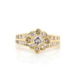 Diamond and 18ct yellow gold ring