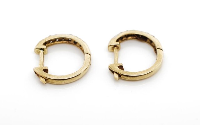 9ct yellow gold and diamond sleeper hoop earrings - Image 5 of 6