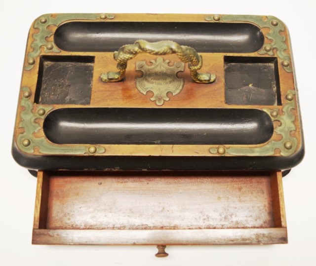 Antique timber ink stand with one drawer - Image 3 of 6