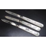 Three George V silver bladed pocket knives