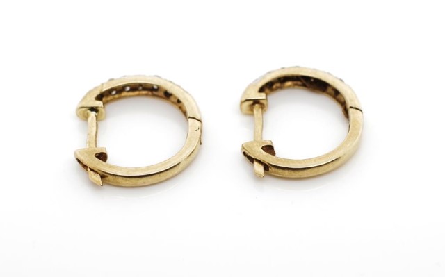 9ct yellow gold and diamond sleeper hoop earrings - Image 6 of 6