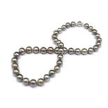 Tahitian pearl necklace