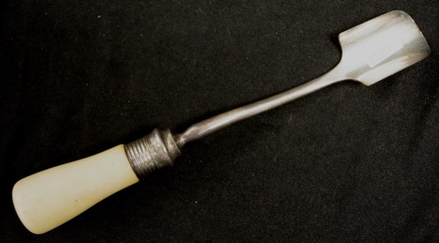 Victorian ivory handle stilton scoop - Image 2 of 4
