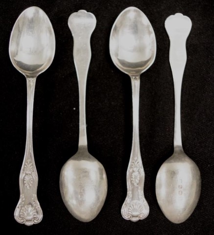Four sterling silver Kings pattern teaspoons - Image 2 of 4