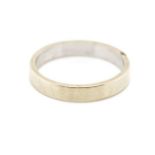 9ct white gold wedding band