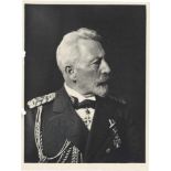 Wilhelm II., Deutscher Kaiser: Brief 1909 und 10 signierte Beilagen- Brief m. U. "Wilhelm R."