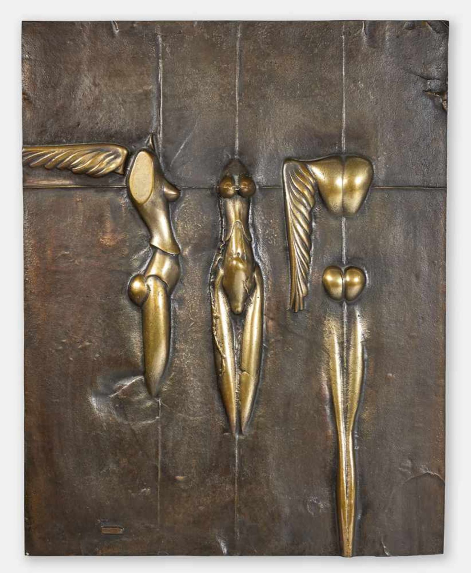 Wunderlich, Paul: NikeNike Bronzerelief mit goldbrauner Patina. 1977. 51,7 x 41 x 4 cm. Unten