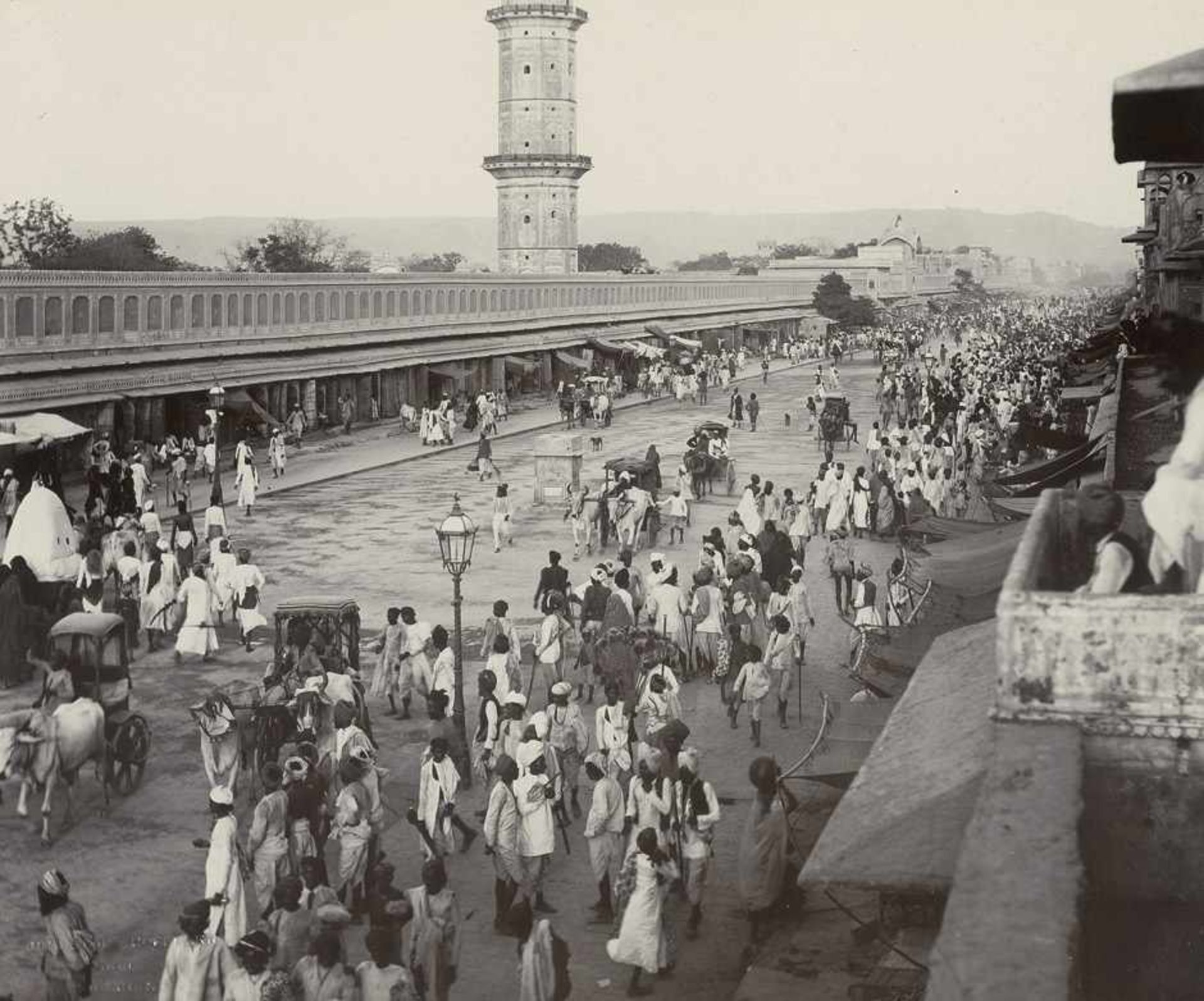 British India: Street and market scenes and Royal visit in Calcutta 1912Photographer: Gobindram & - Bild 2 aus 2