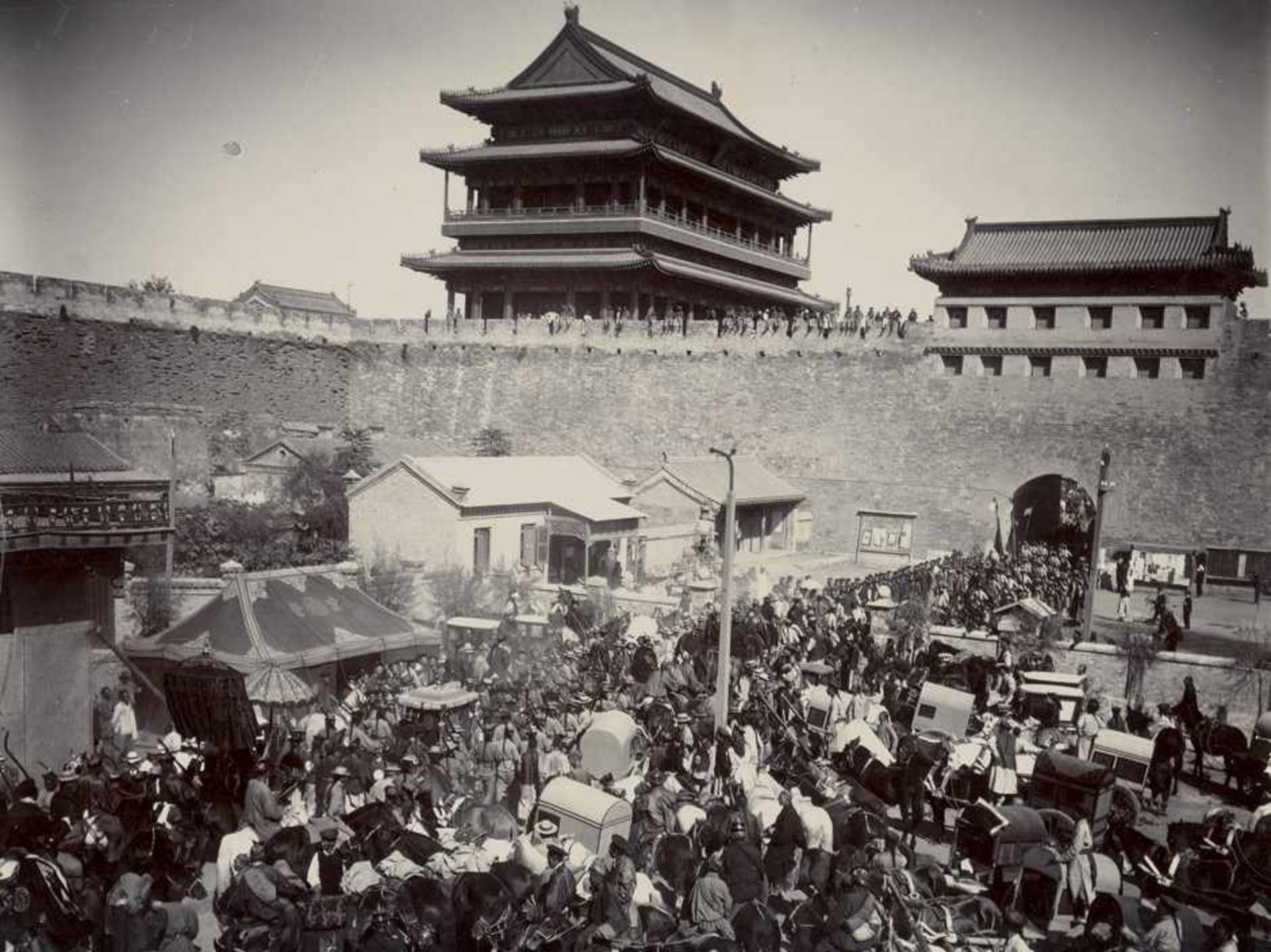 China: Private souvenir album of a high ranking officer of the German community in ChinaPrivate - Image 5 of 9