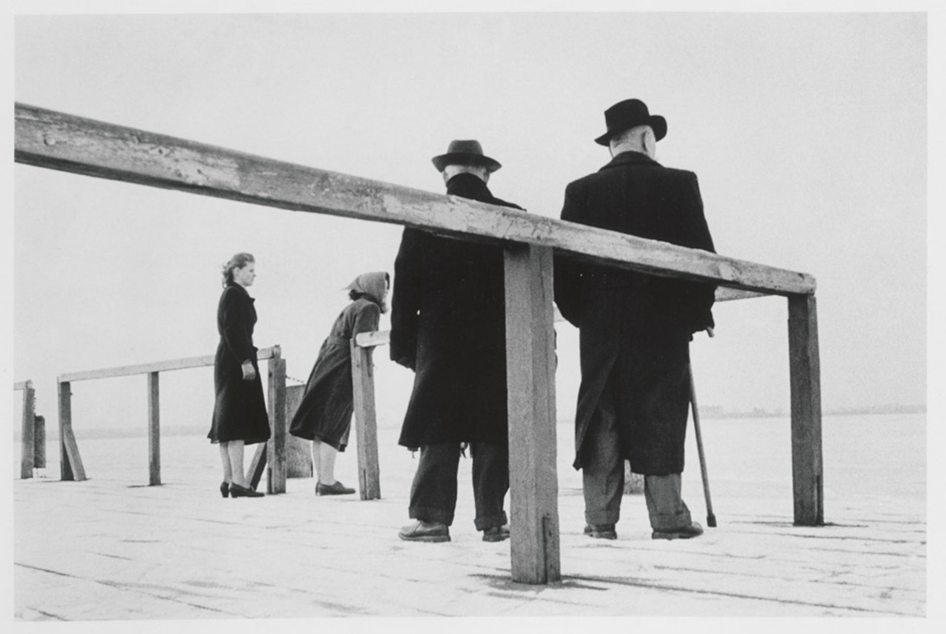 Fischer, Arno: "Müritz""Müritz". 1956/printed 1980s. Gelatin silver print. 23,7 x 36 cm (28,4 x 39,8