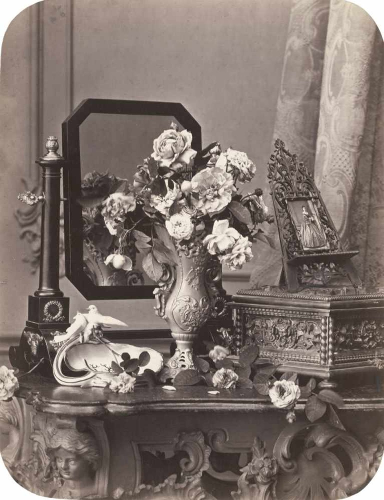 Küss, Ferdinand: Still life with flowers and various objectsStill life with flowers and various