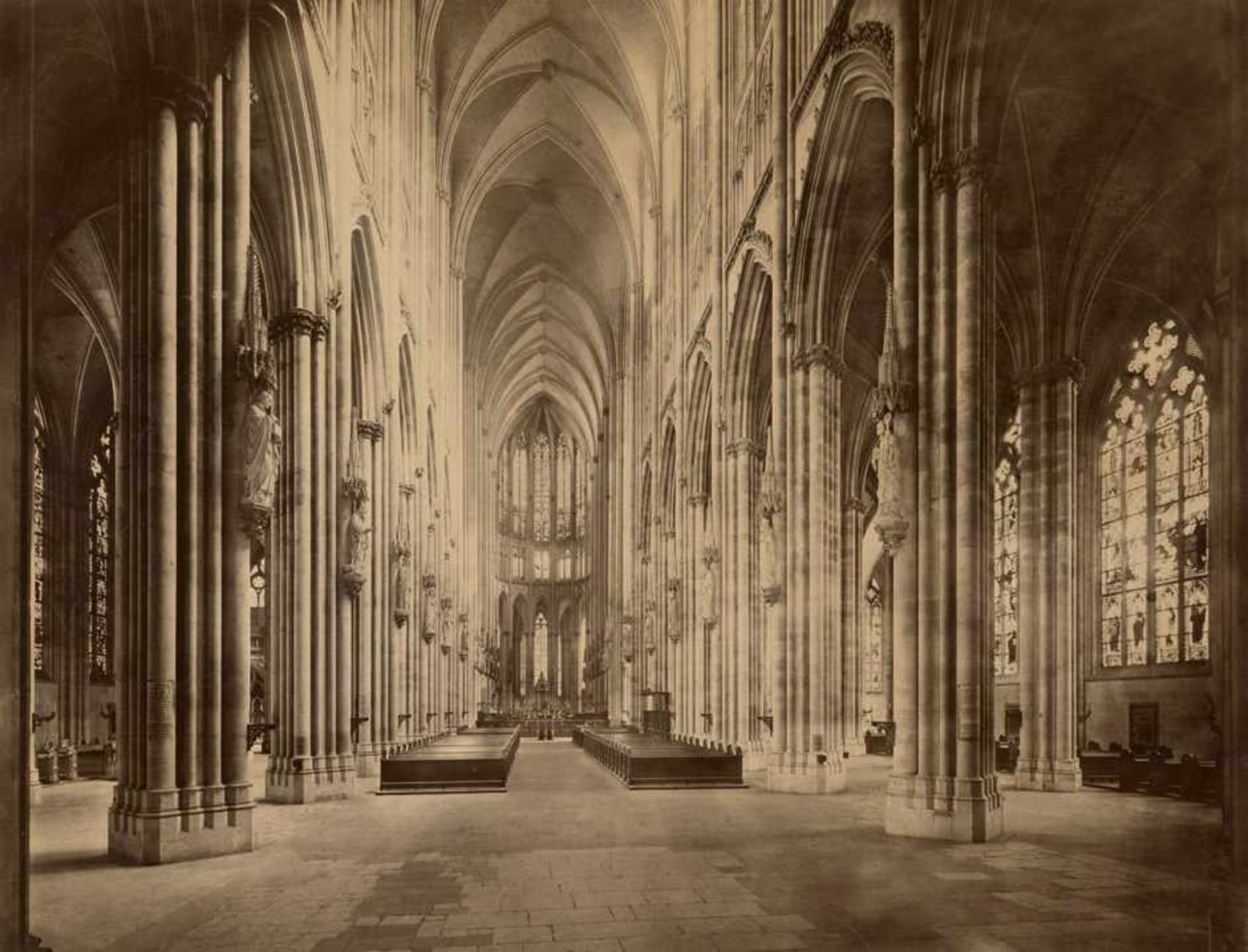 Schönscheidt, Johann H.: Interior view of Cologne CathedralInterior view of Cologne Cathedral.