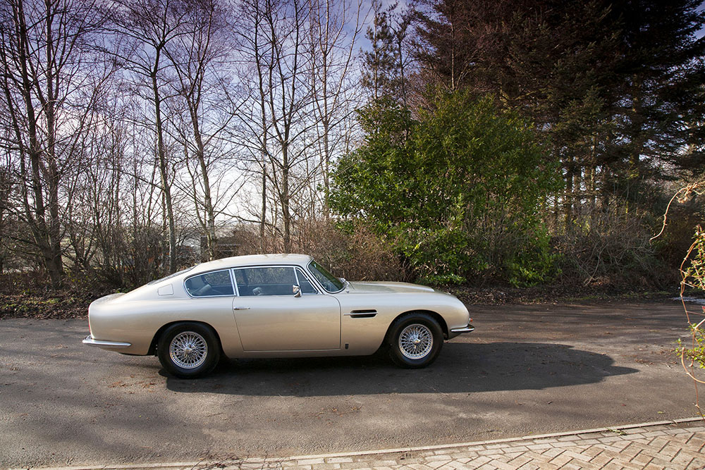 1967 Aston Martin DB6 Mk1 - Fully restored and exquisite - Image 16 of 17