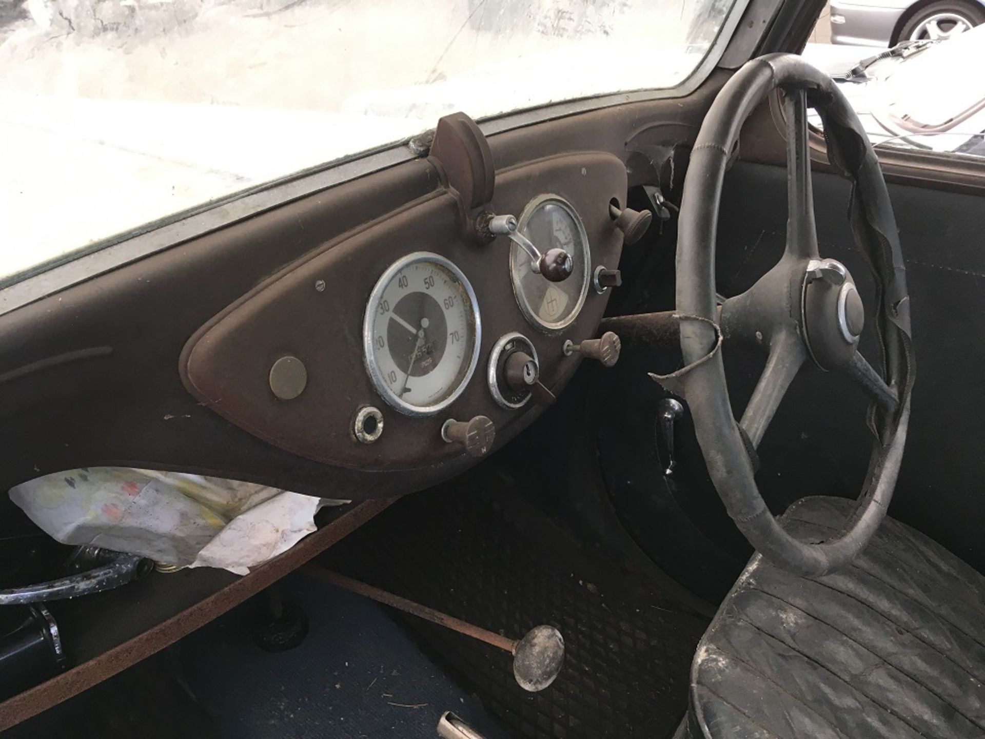 1939 Morris 8 Series E 2 door Saloon 885cc - Barn find - Image 9 of 9