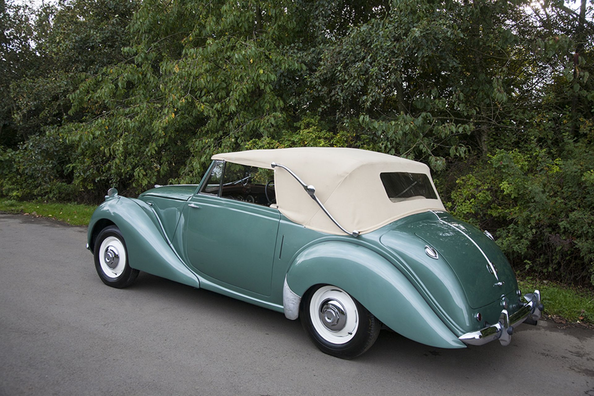 1951 Aston Martin Lagonda 3.0L Drop Head Coupe - Image 2 of 10