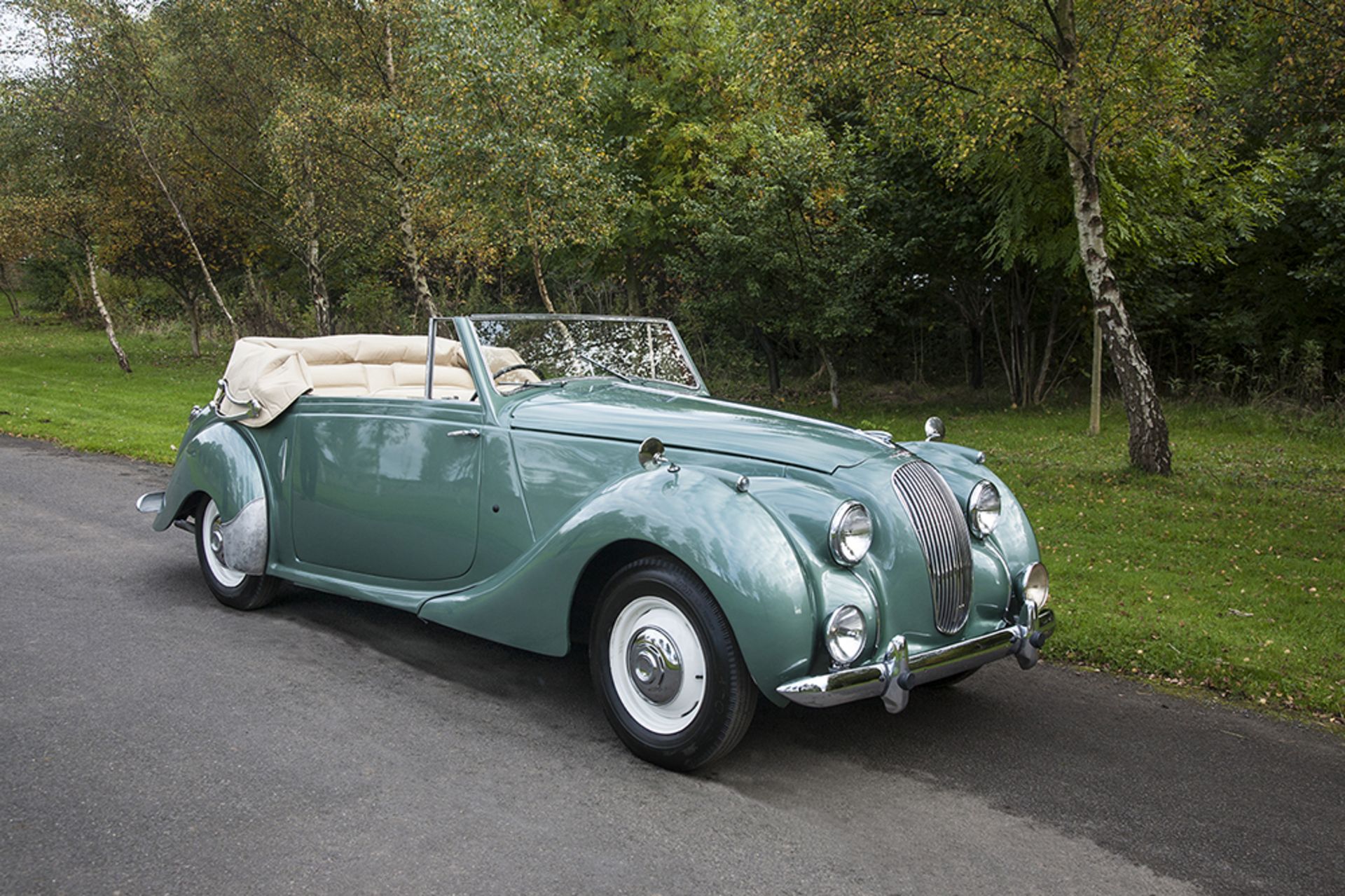 1951 Aston Martin Lagonda 3.0L Drop Head Coupe - Image 10 of 10