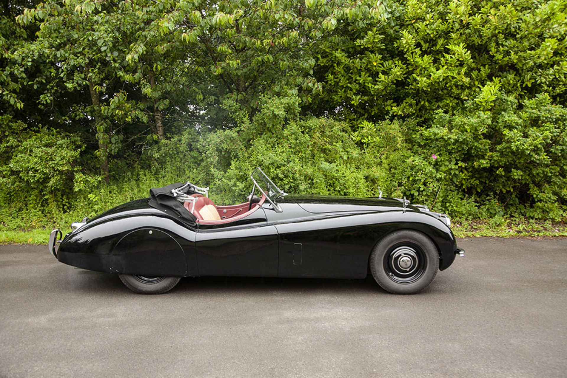 1952 Jaguar XK120 drop head coupe LHD - Image 10 of 12