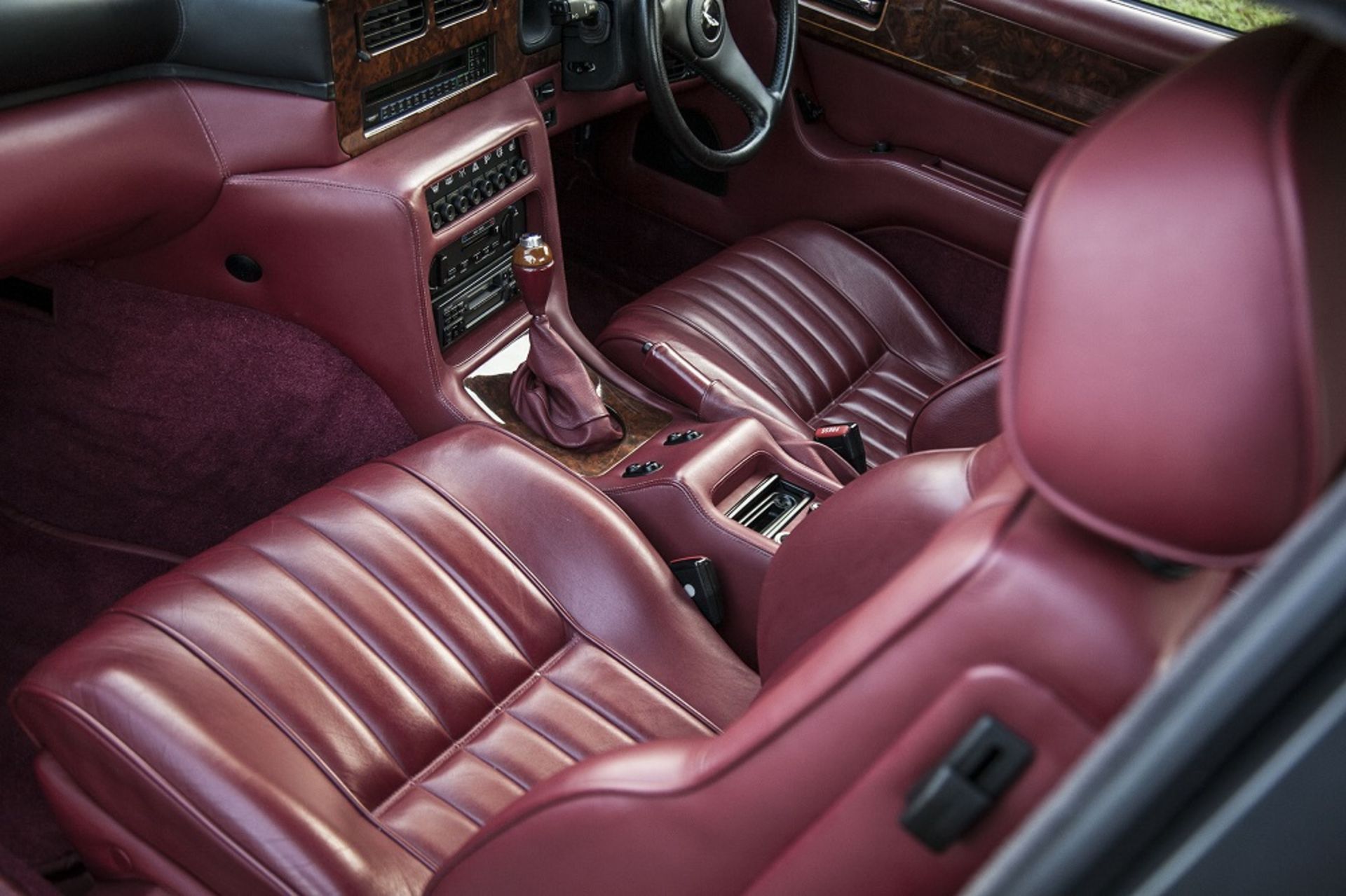 1991 Aston Martin Virage Automatic - Image 6 of 18