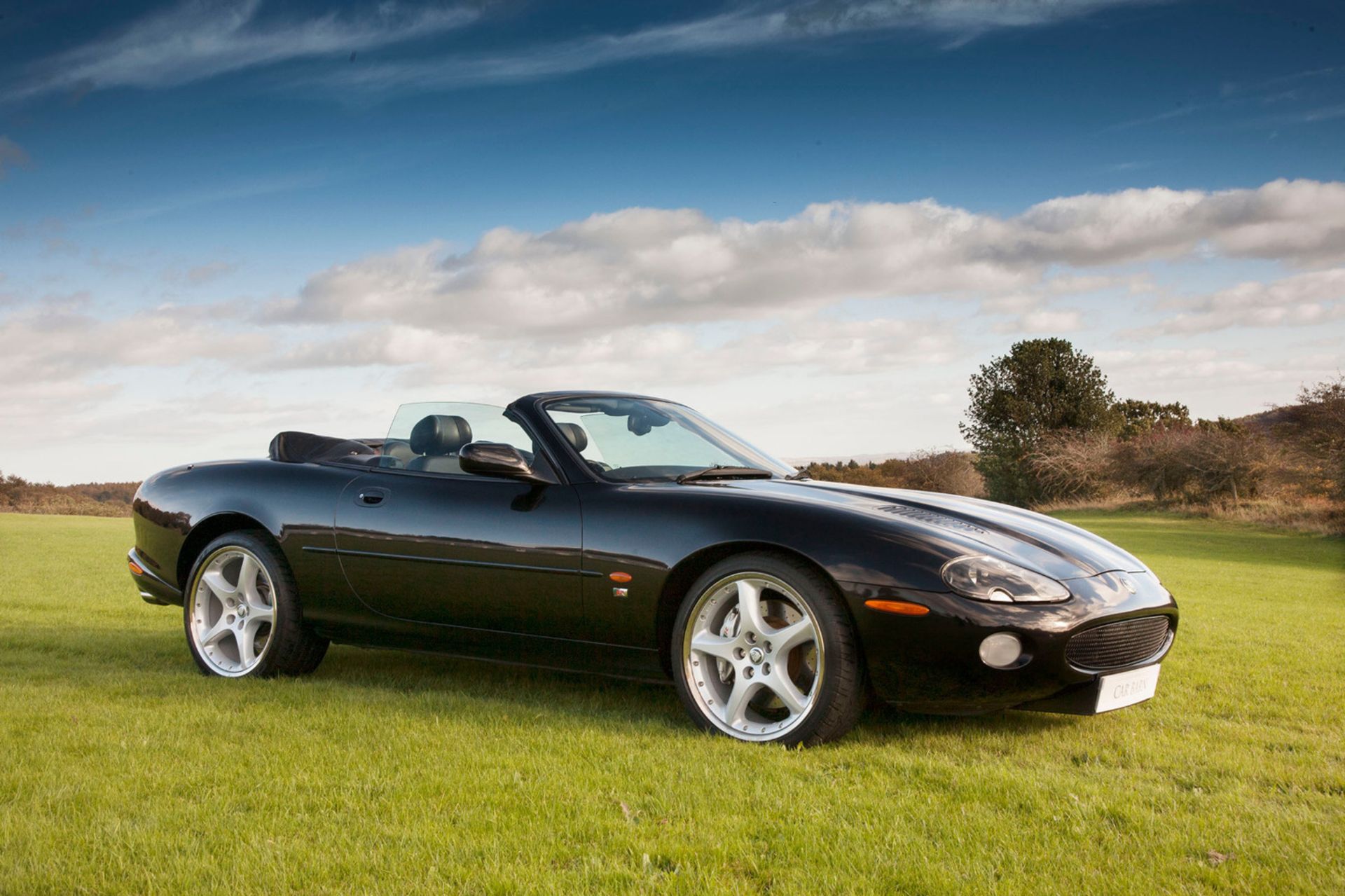 2003 Jaguar XKR Convertible - Supercharged Luxury - Image 2 of 4