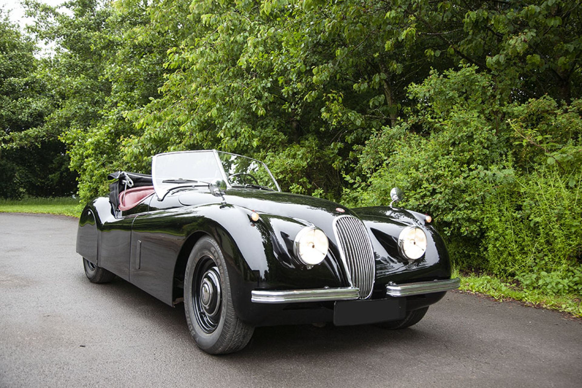 1952 Jaguar XK120 drop head coupe LHD - Image 4 of 12