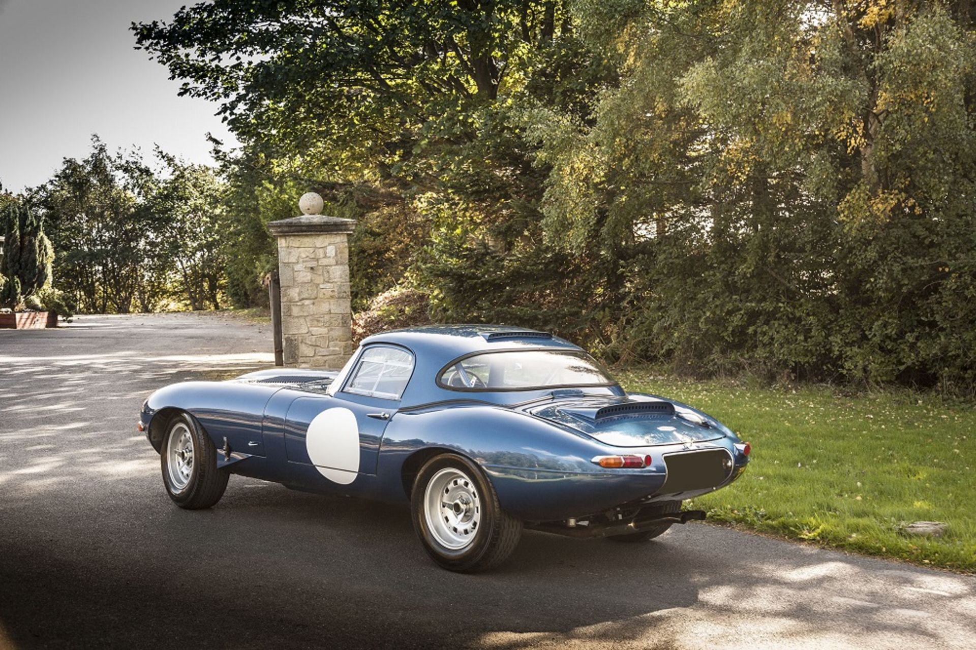 1968 Jaguar E-Type Series 1 4.2 Semi - lightweight Recreation - Image 7 of 17