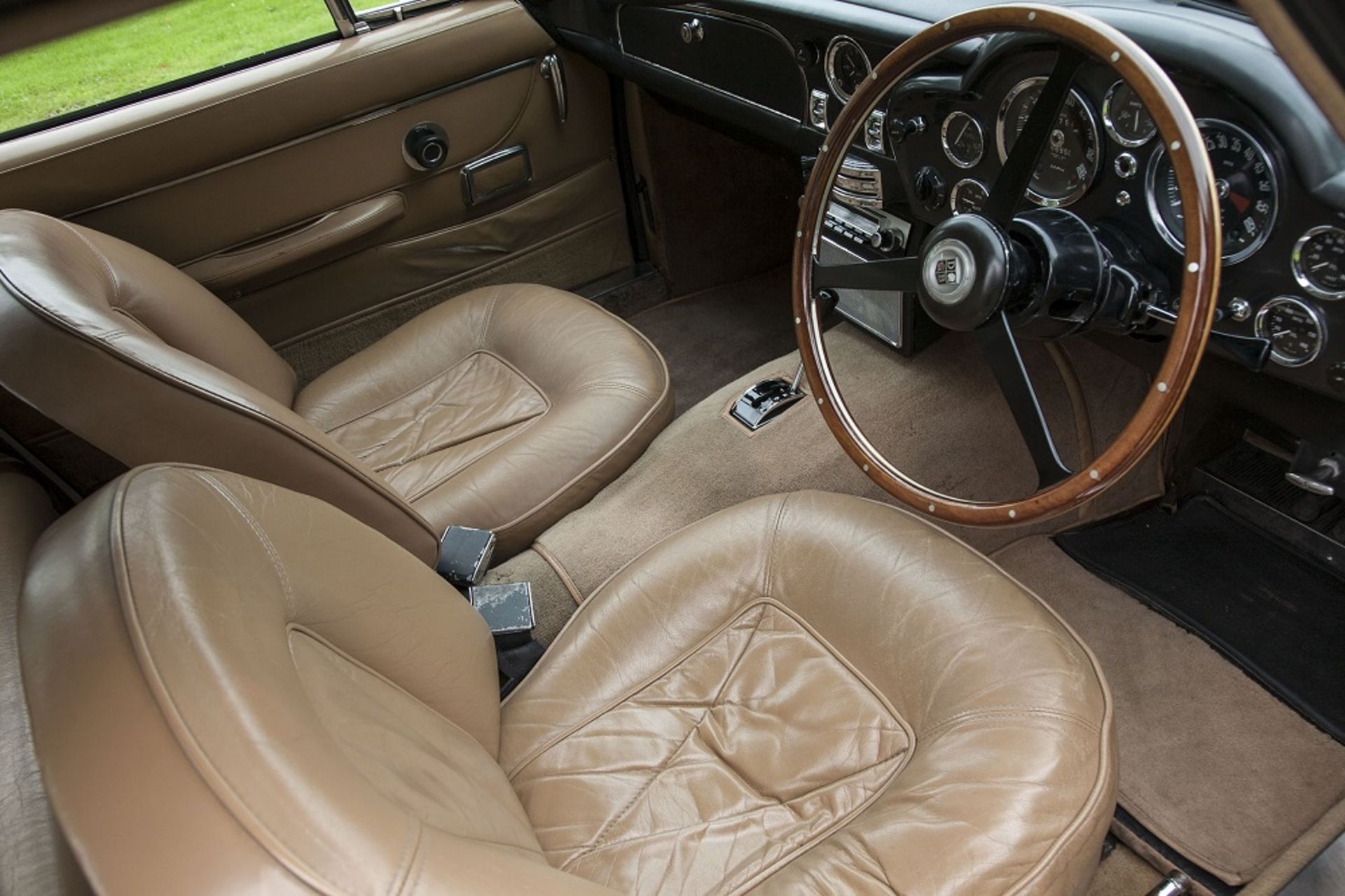 1968 Aston Martin DB6 Mk1 - Image 7 of 18