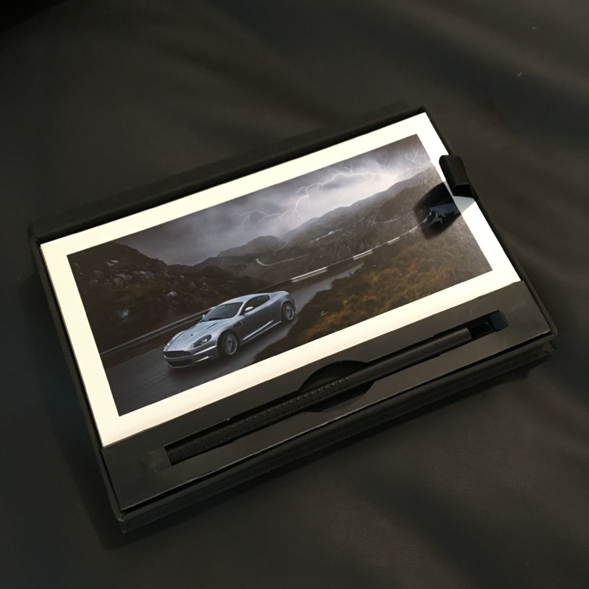 Aston Martin DBS Postcard Set