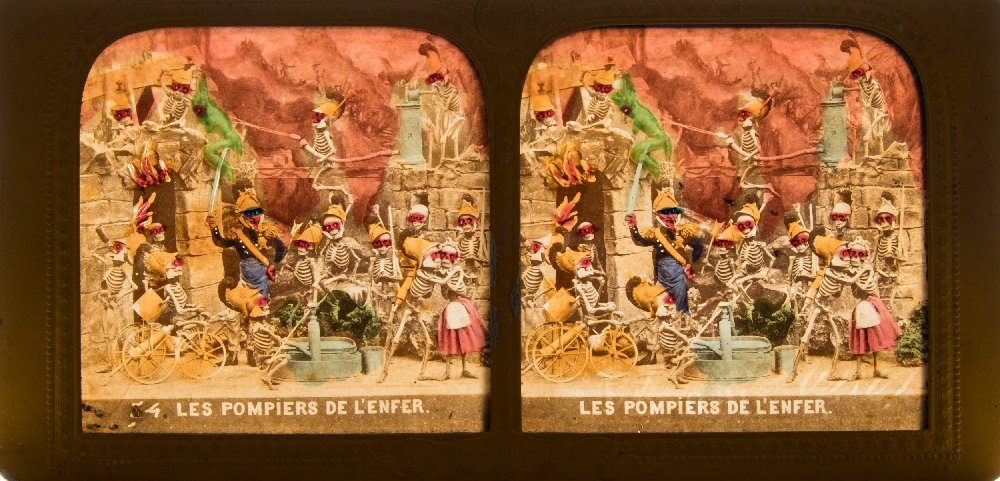 A group of twenty-five mid-19th century stereoscopic tissue cards including Diables:, - Image 13 of 21