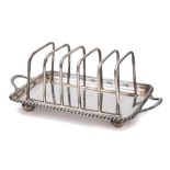 An Edward VII silver five-division toast rack, maker Mappin & Webb, London,