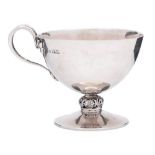 A George V Irish silver pedestal cup, maker Wakely & Wheeler,