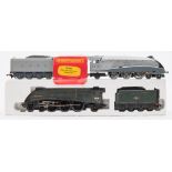 Hornby (China) OO/HO LNER A4 Class Locomotive 'Silver Fox':,