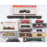 Atlas, Bachmann and others, a group of N gauge locomotives and rolling stock:,