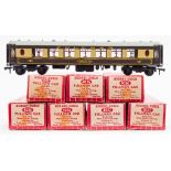 Hornby Dublo OO/HO passenger coaches:, comprising No 4035 Pullman car 'Aries' 1st Class,