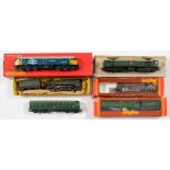 Hornby OO/HO gauge and others, a group of various locomotives:,