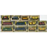 Wrenn OO/HO gauge, a boxed group of twelve goods wagons:, including W5055 Fruit Van,