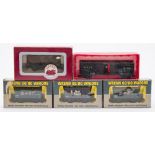 Wrenn and other OO/HO gauge, a group of various goods wagons:,